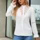 thumbnail image 4 of Blusa blanca de manga larga con detalle calado, estilo botonadura sencilla, talla L Blusa de encaje con volantes estilo retro, 4 of 6