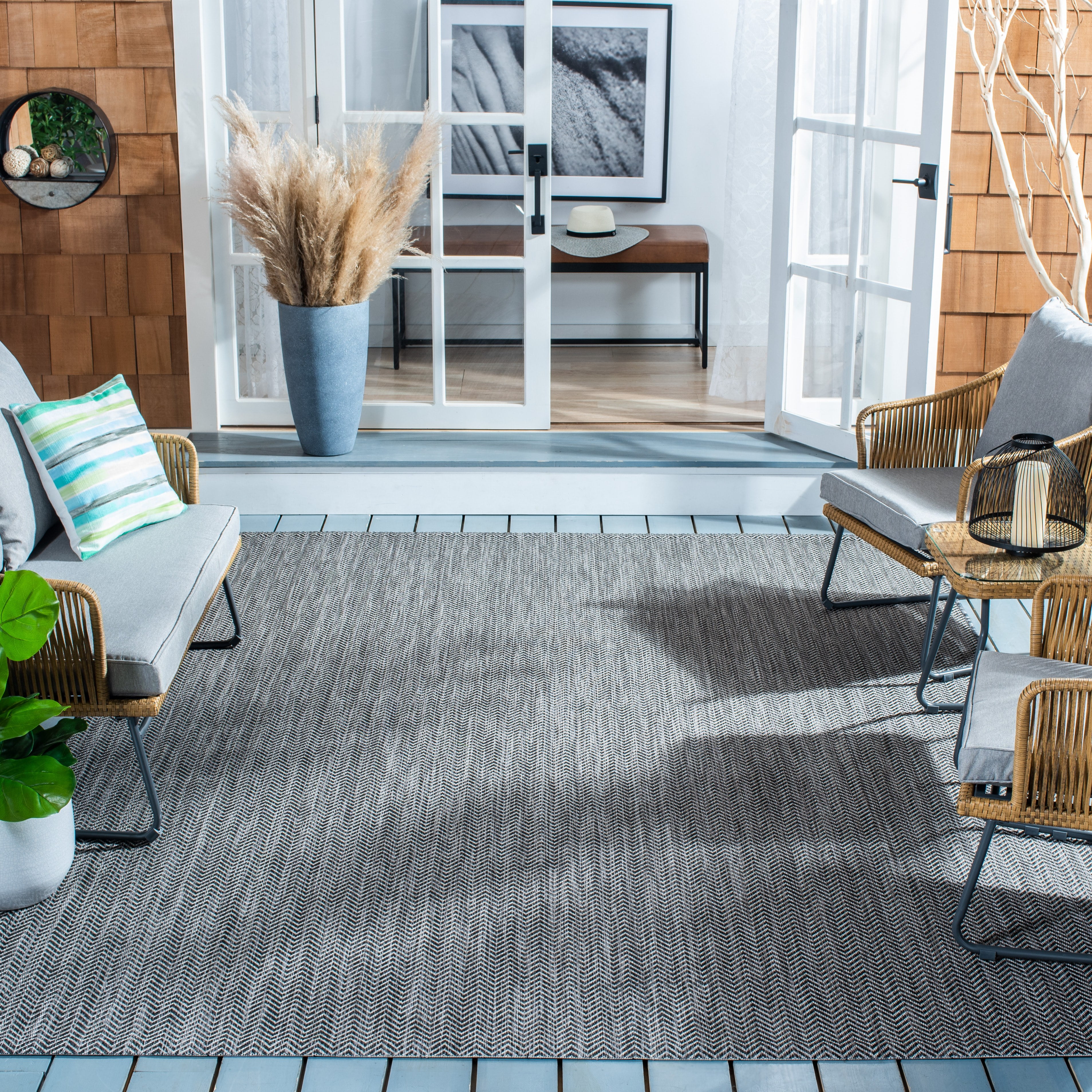 SAFAVIEH Courtyard Blazhe Chevron Indoor/Outdoor Area Rug, Black/Beige, 9' x 12'