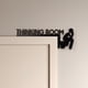 thumbnail image 5 of Adorno de letras de madera | Letrero decorativo para puerta y decoración del hogar | Diseño en ángulo recto para estantes y mesas, 5 of 7