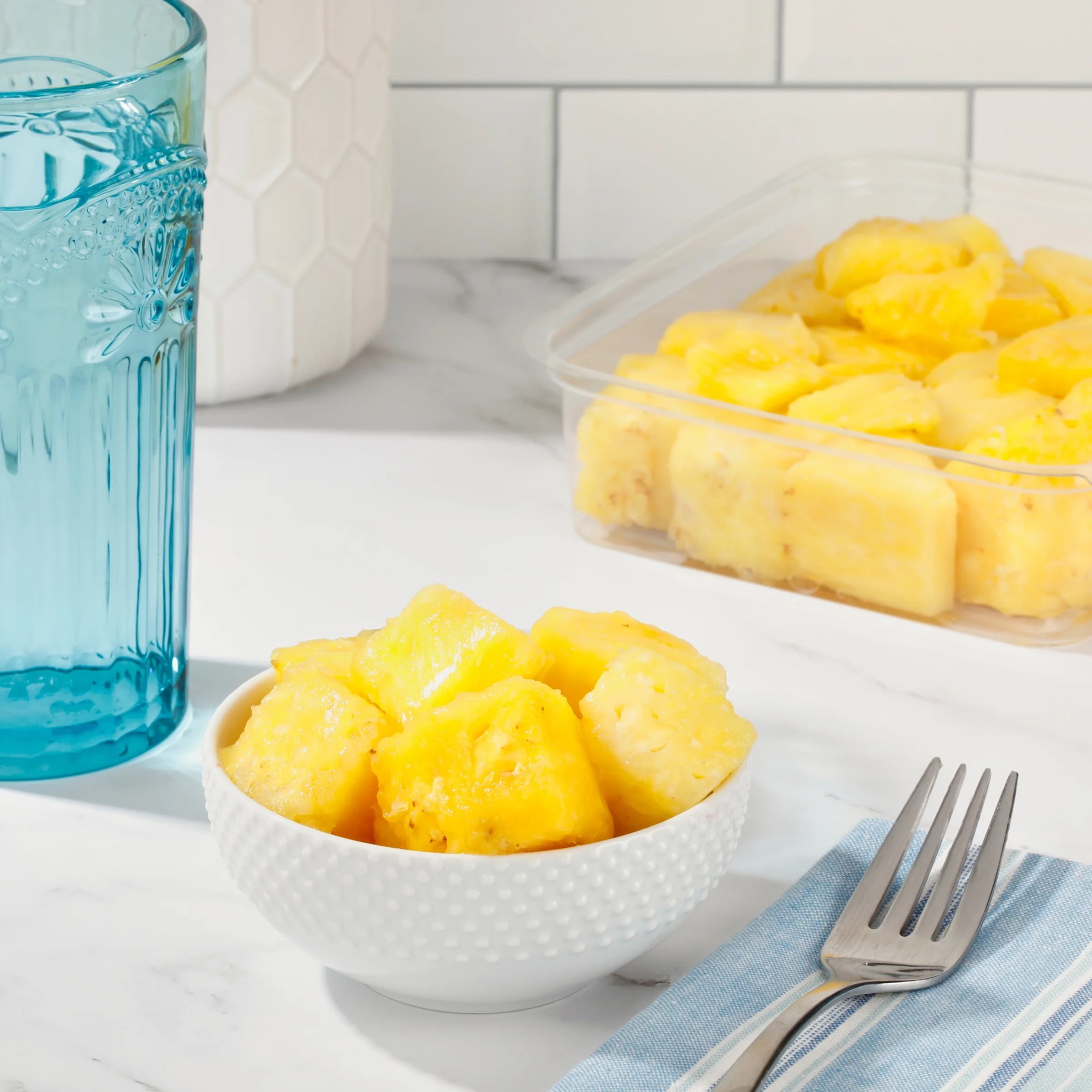 Marketside Fresh Cut Pineapple, 10 oz Tray Refrigerated