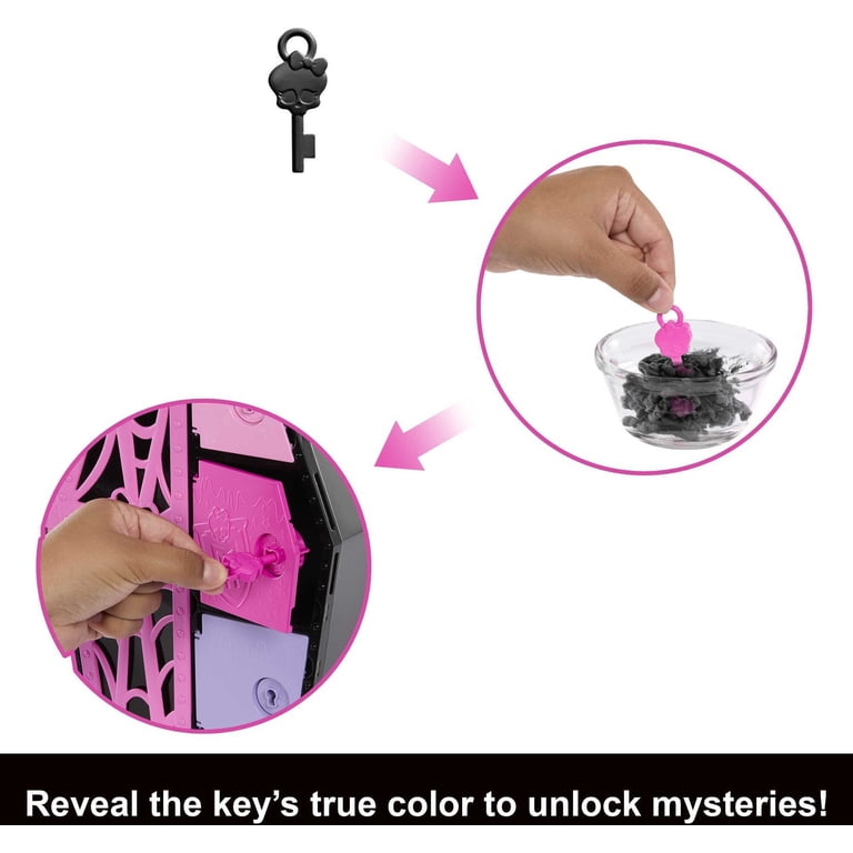 monster high doll and fashion set draculaura with dress-up locker Monster High Ghoul Draculaura Doll, Fashion Set with Closet Accessories &  School Dress-Up Locker