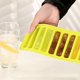 thumbnail image 3 of Bandeja para cubitos de hielo con tapa, bandeja para cubitos de barra, fácil de empujar y expulsar, muy adecuada para botellas deportivas y de agua., 3 of 5