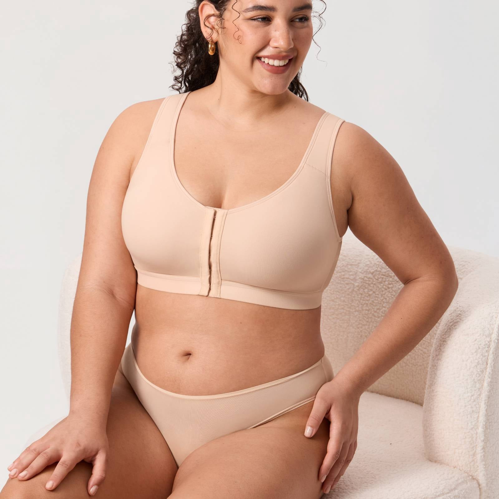 DELIMIRA Women's Posture Bra Front Closure Lightly Padded Plus Size Wireless Full Coverage Bras