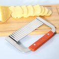 thumbnail image 5 of Herramienta de corte arrugado de acero inoxidable, cortador de patatas fritas y verduras, 5 of 5