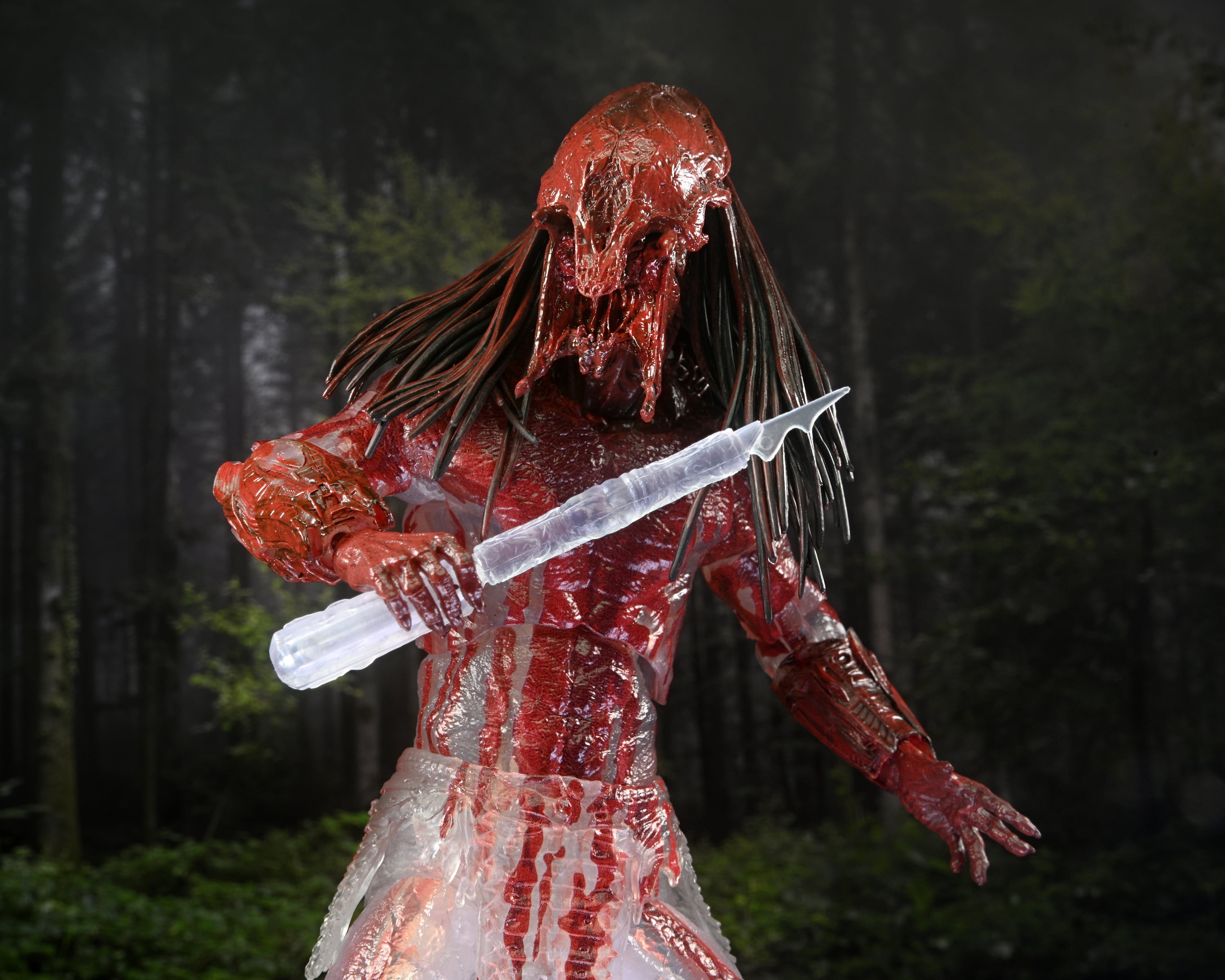 NECA Prey: Feral "Bear Blood" Predator Ultimate Action Figure with Magnetic Backpack and Interchangeable Parts (7")