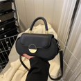 thumbnail image 2 of Bolsos pequeños populares de este año para mujeres 2025 nueva moda casual primavera bolso de mensajero un hombro bolso de sillín debajo del brazo, 2 of 5