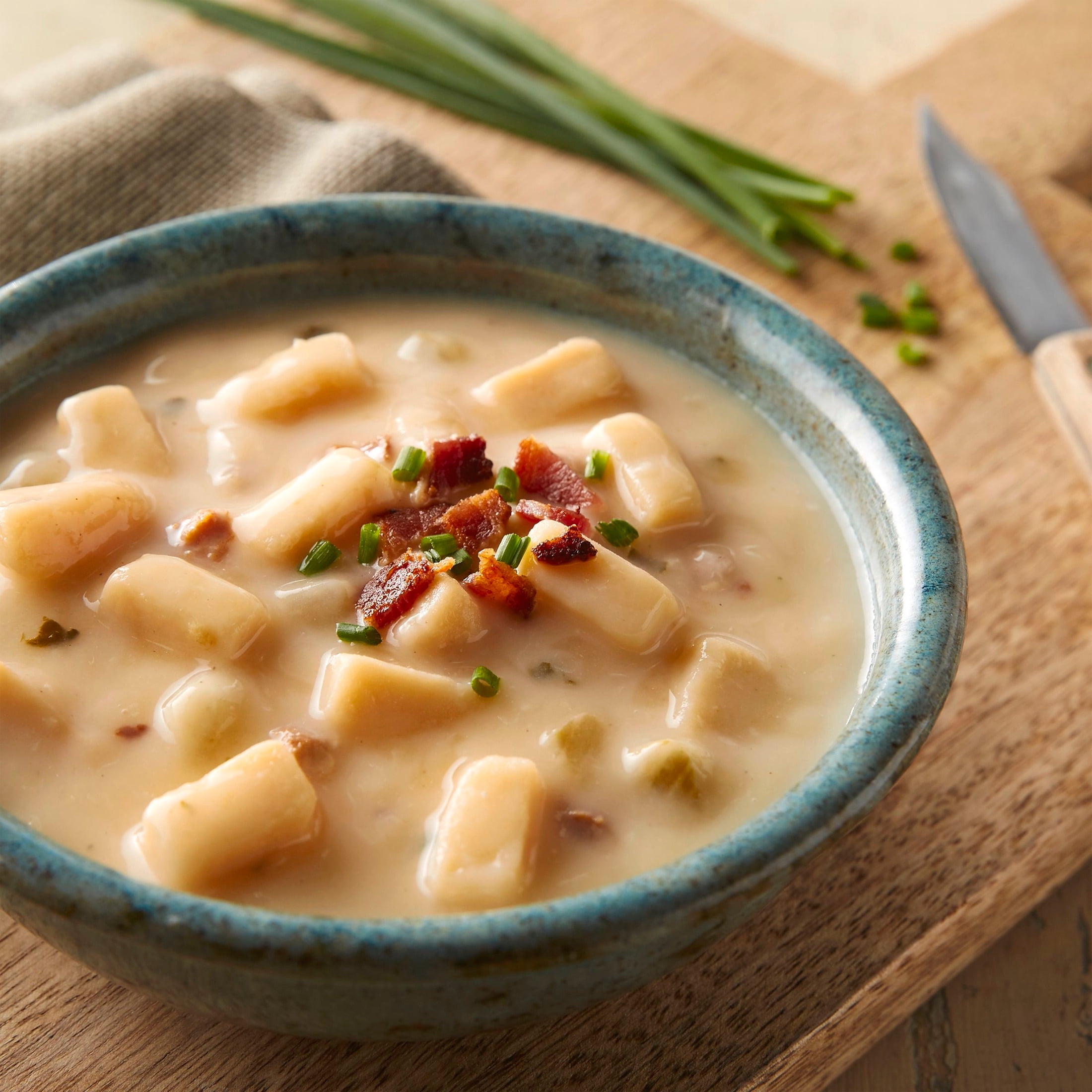 (12 pack) Progresso Loaded Potato with Bacon and Cheese Soup, Rich and Hearty Canned Soup, 18.5 oz