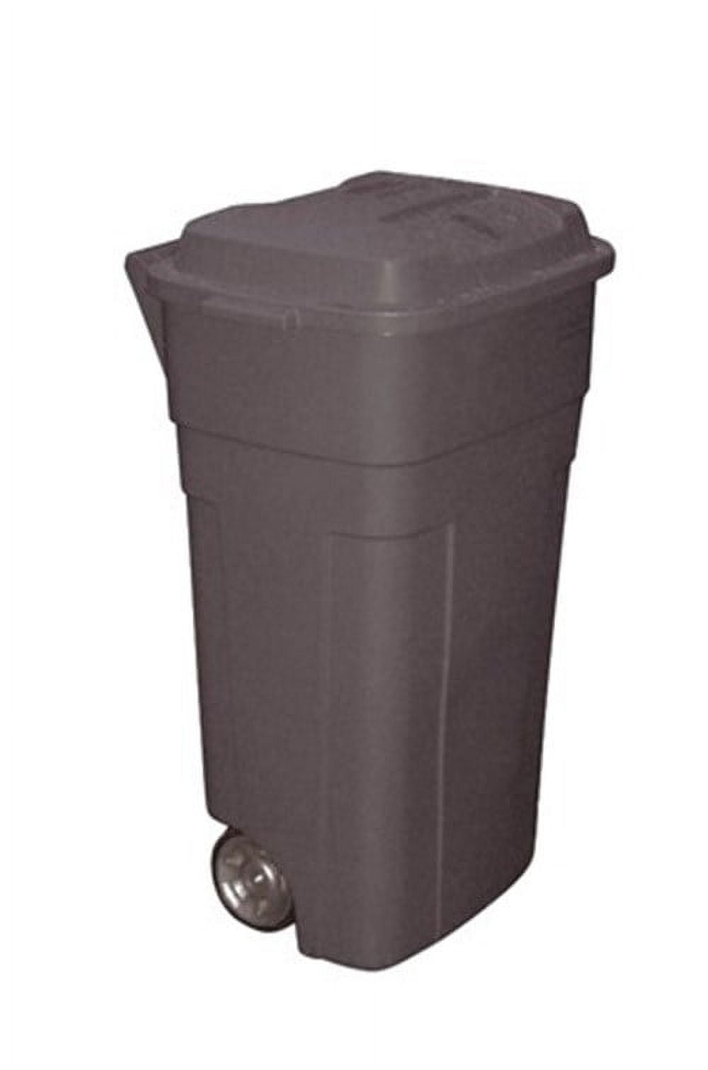 Rubbermaid Roughneck™ Non-Wheeled Trash Can 32 Gallon - Endicott, NY -  Owego, NY - Owego Endicott Agway