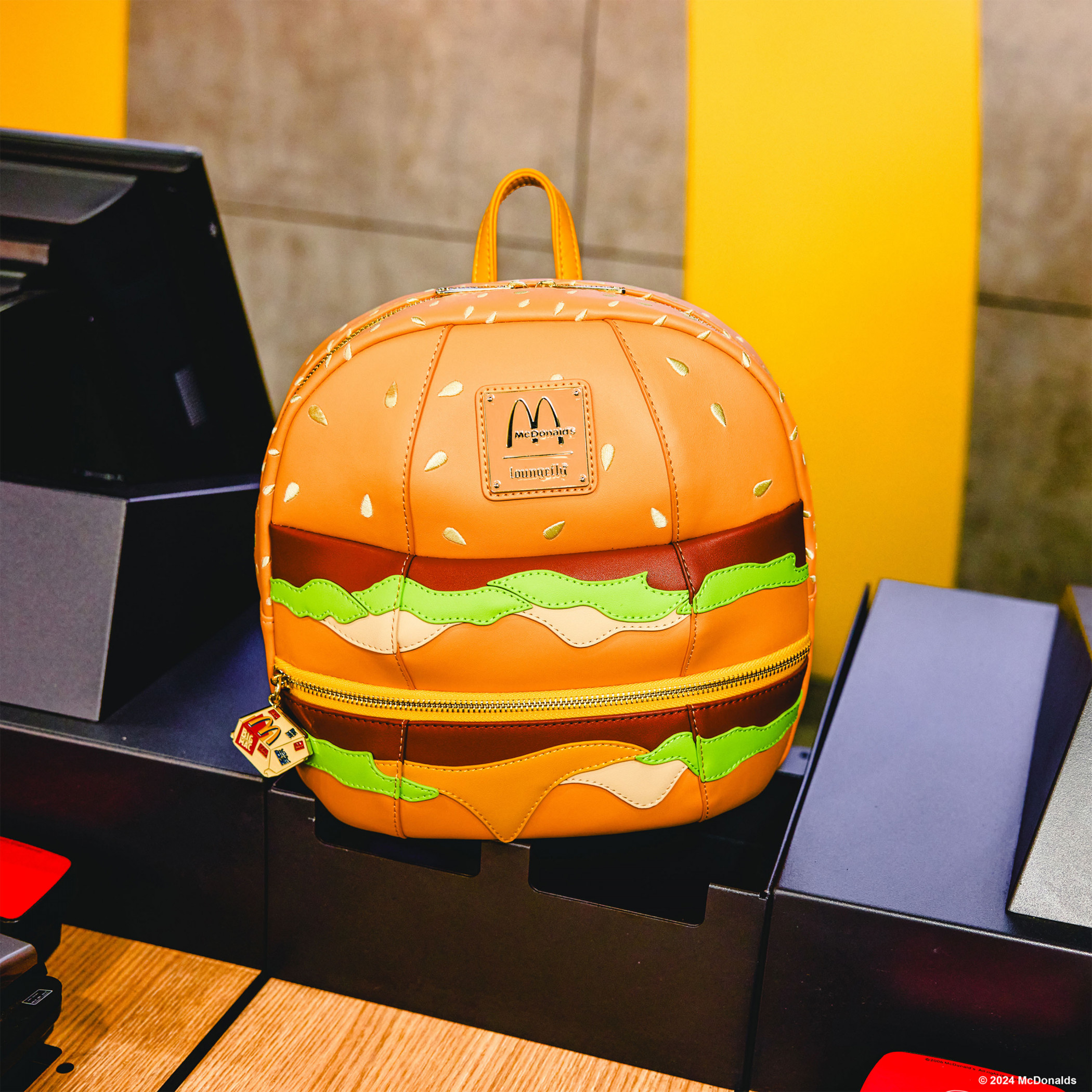 Loungefly McDonald\'s Big Mac Mini Backpack NWT Amazon.com: Loungefly McDonald main image 4