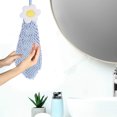 thumbnail image 5 of Paquete de 2 toallas de mano colgantes suaves de chenilla, absorbentes, para cocina y baño, 5 of 5