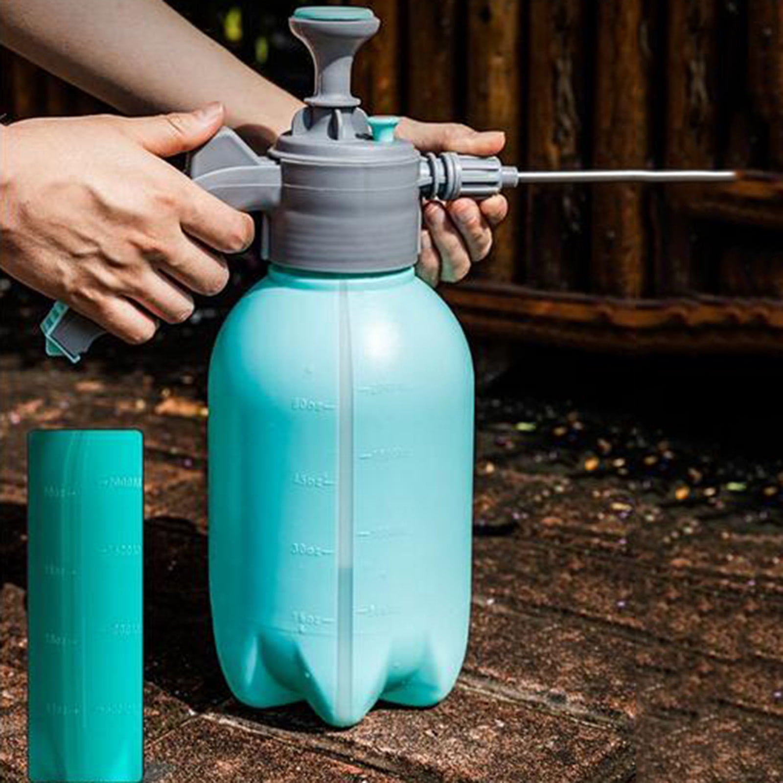 (Clearance) BNNG Handheld Garden Pump Sprayer, Lawn & Garden Pressure Water Spray Bottle with Adjustable Nozzle, for Plants and Other Cleaning Solutions