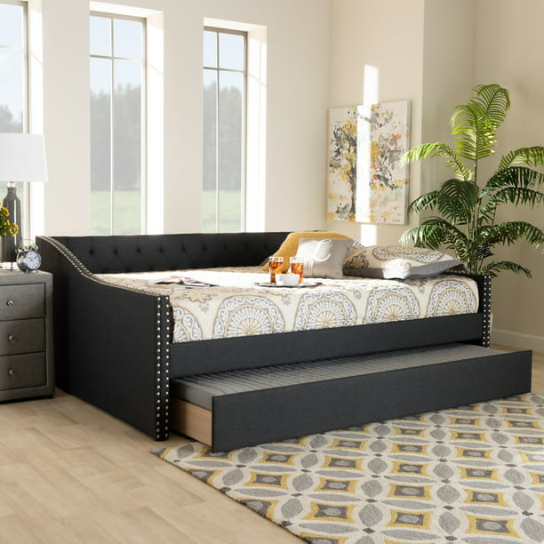 Daybed With Roll Out Trundle Bed, Can I Put A Trundle Under Queen Bed