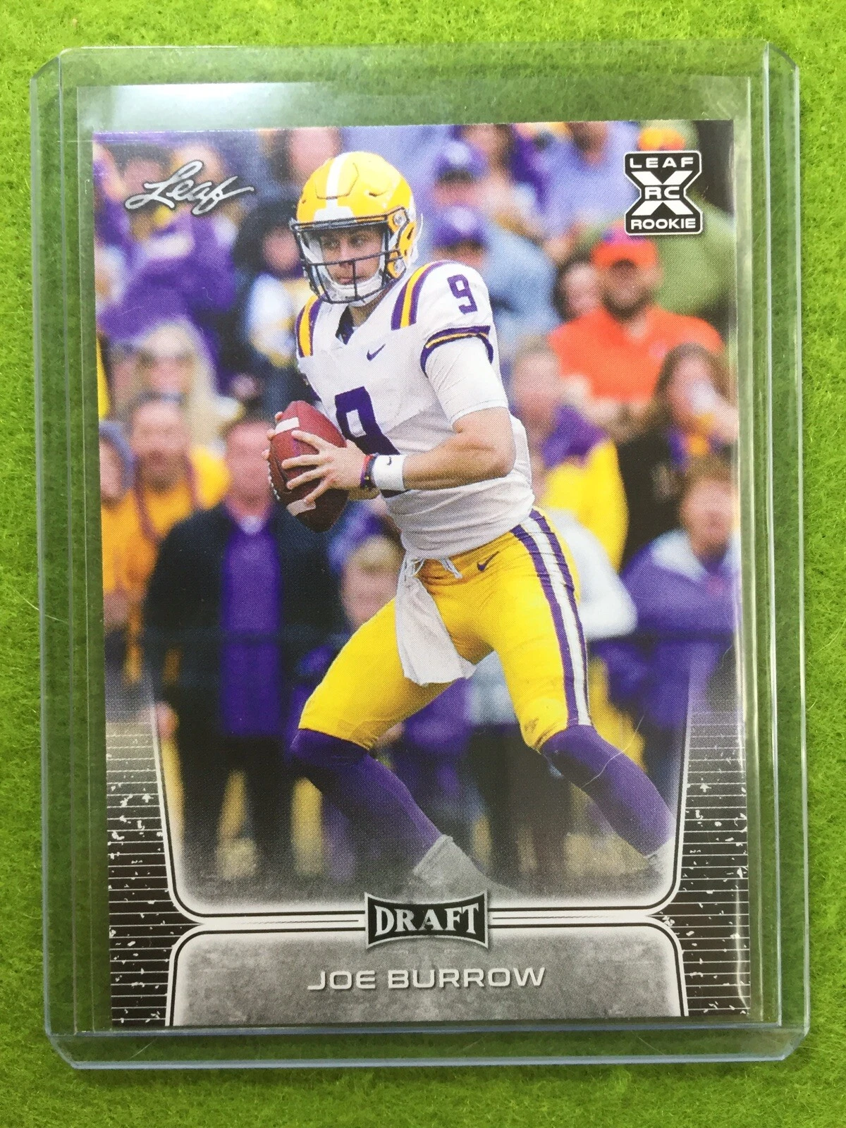 JOE BURROW ROOKIE CARD JERSEY #9 LSU RC 2020 Leaf Football CINCINNATI BENGALS