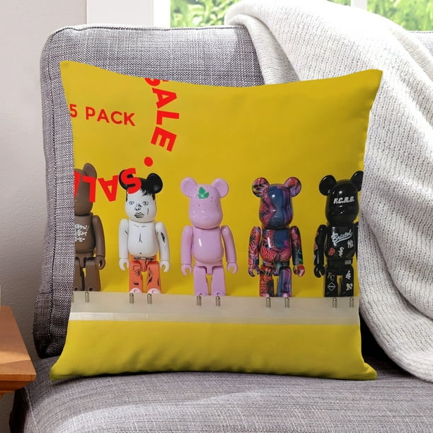 Bearbrick Fundas de almohada de terciopelo con tema, regalos de funda de almohada, decoración para el hogar, cojín de lanzar, regalo de cumpleaños para fans y parejas. 50cm x 50cm.
