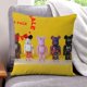 thumbnail image 1 of Bearbrick Fundas de almohada de terciopelo con tema, regalos de funda de almohada, decoración para el hogar, cojín de lanzar, regalo de cumpleaños para fans y parejas. 50cm x 50cm., 1 of 6