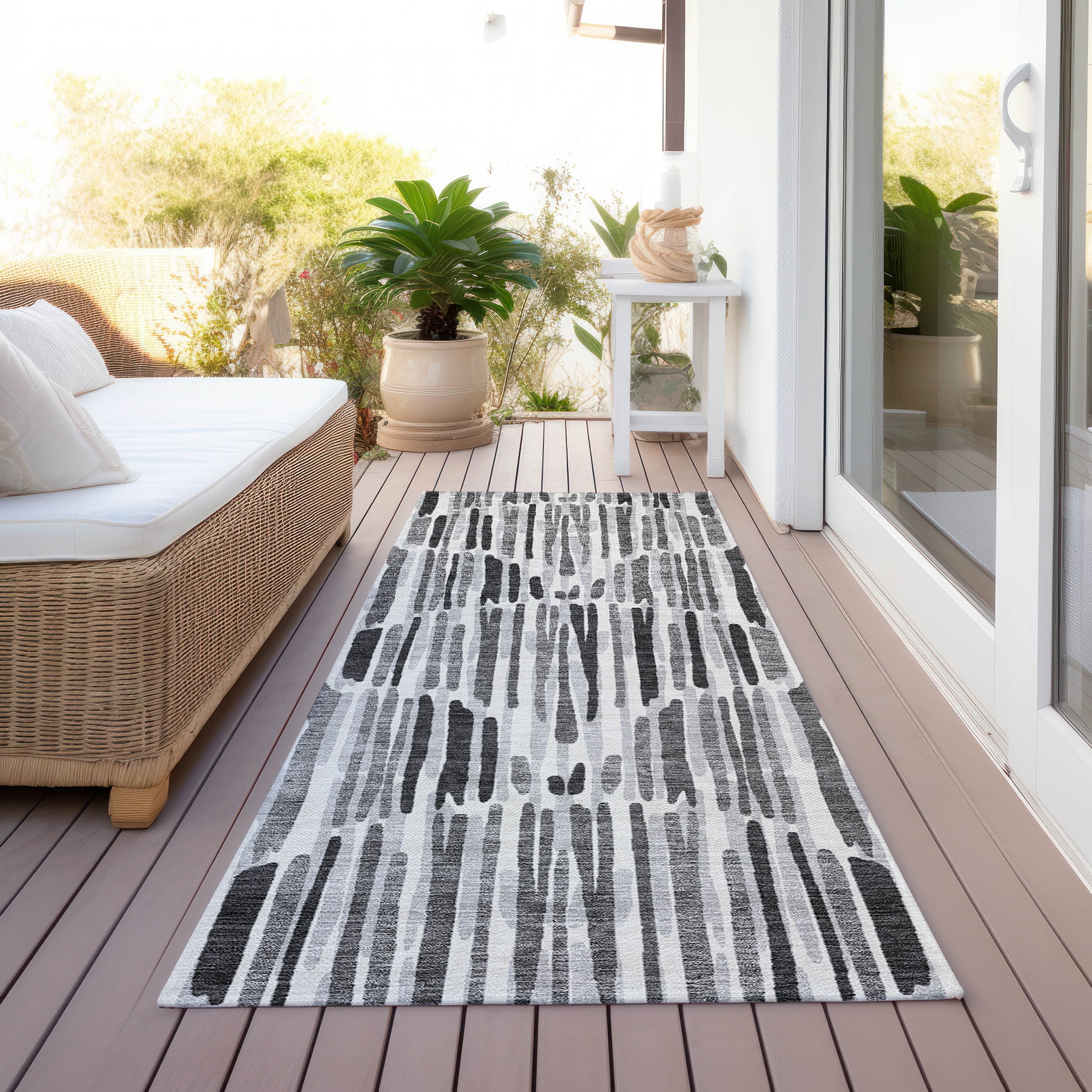 Addison Rugs Chantille Indoor/Outdoor Transitional Lines Gray Washable Runner Rug, 2'3" x 7'6"