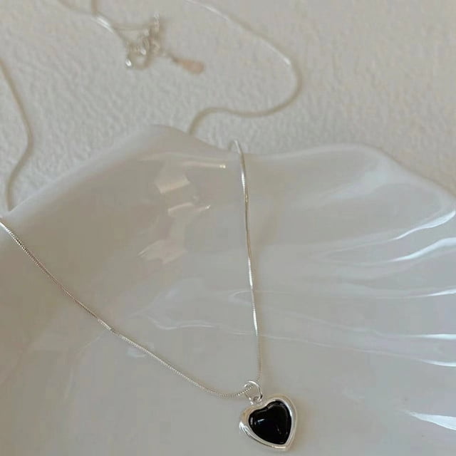 Collar de piedra lunar y aguamarina para mujer, diseño de nicho, colgante ovalado, cadena de hueso de serpiente de lujo a la moda