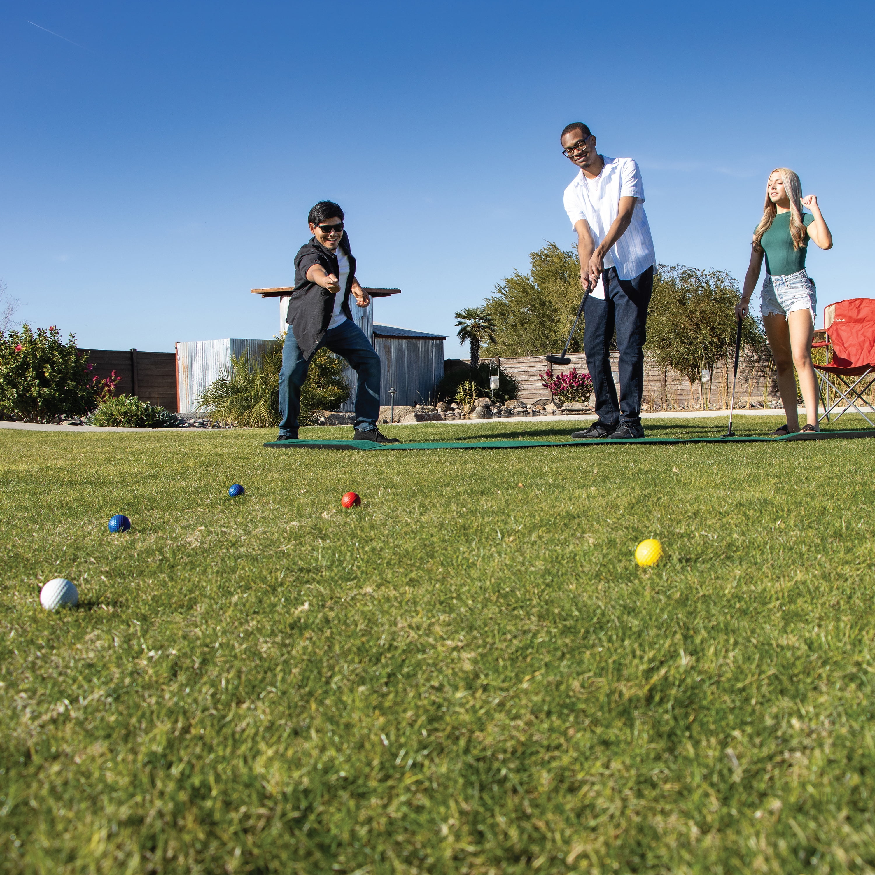 EastPoint 3-in-1 Par Pong Bocce Golf Putting Game - 3 Outdoor Games in 1 for All Ages