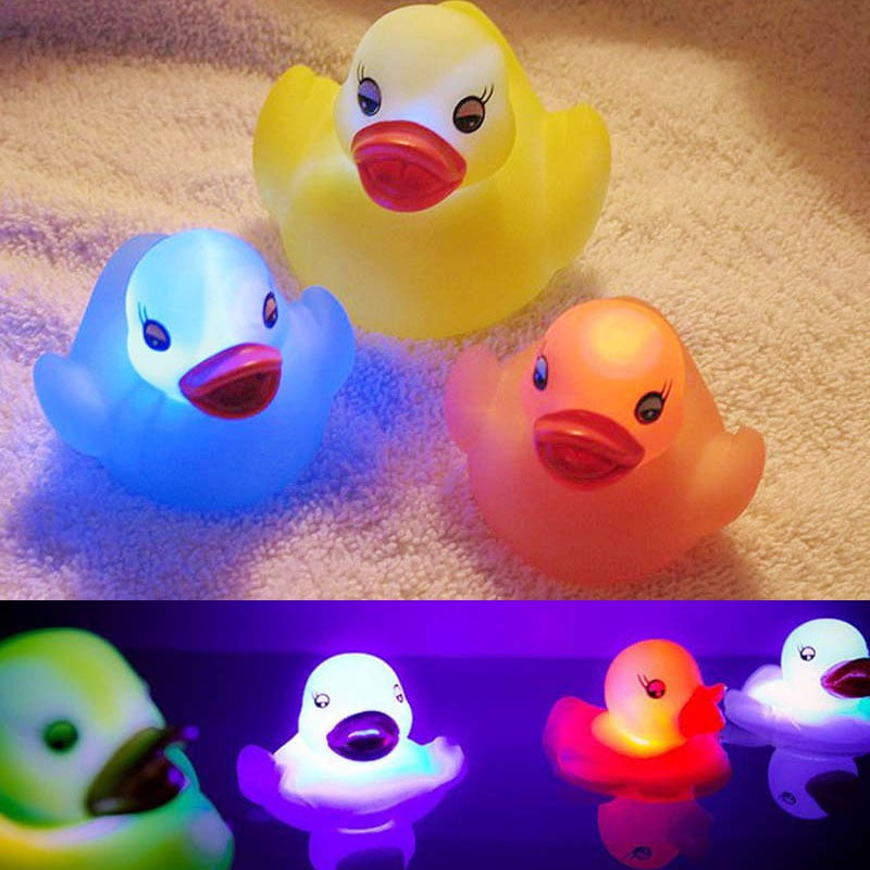 LED Flashing Light rubber floating Duck with Bath Tub Shower Toy for Kids Toy HP 