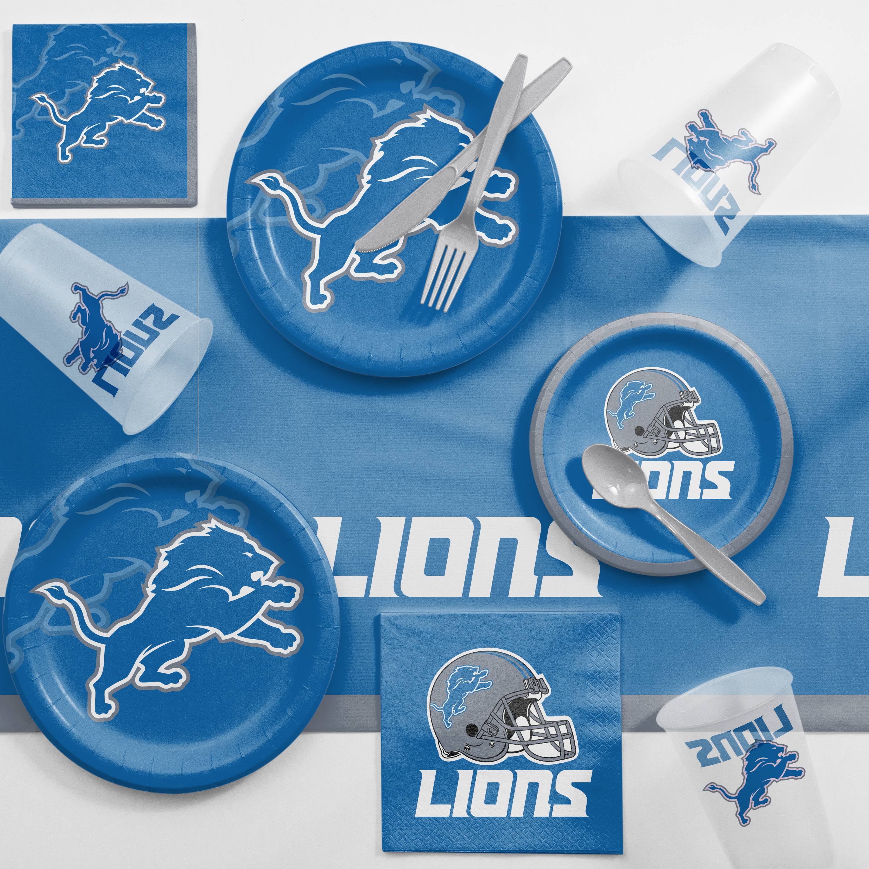 Detroit Lions Round Paper Plates 24 Count for 24 Guests