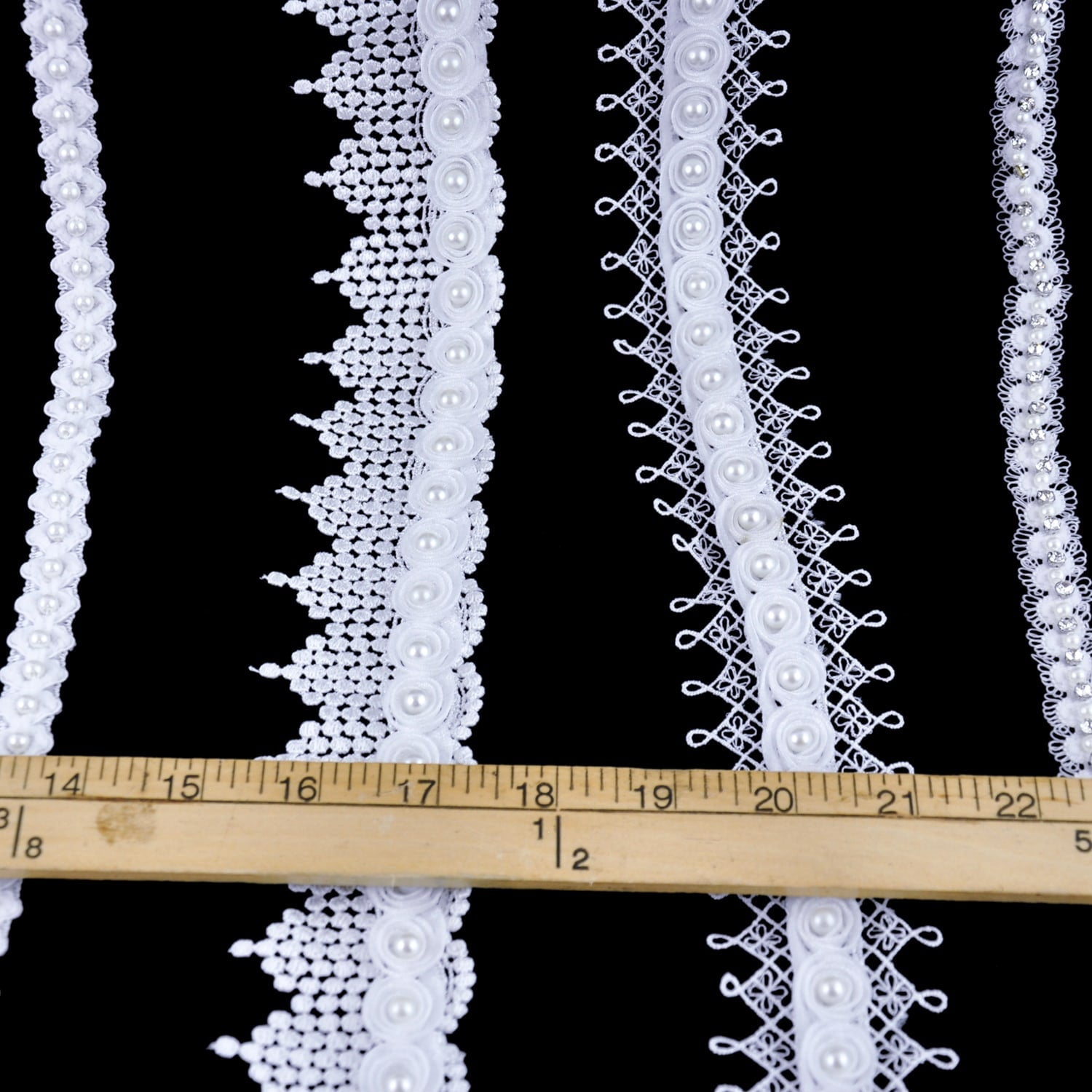 Belagio Enterprises - Venice Lace Trim with Pearl - 1/2" Width (10 Yard Roll) - BPV-303