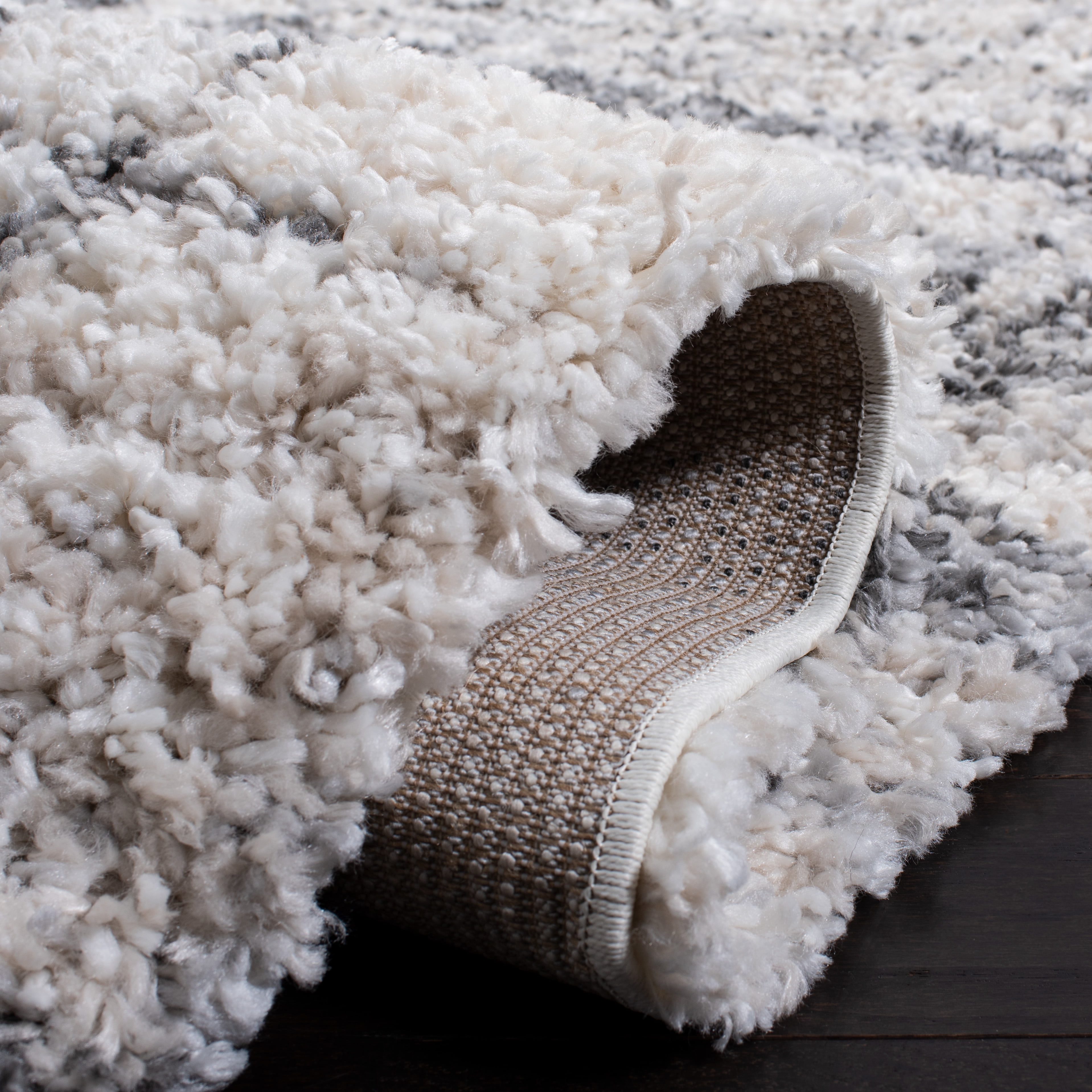 Safavieh  Fontana Shag Fritz Modern Abstract 2-inch Thick Rug 9' x 12' 9' x 12', 8' Round Shag, Indoor Rectangle