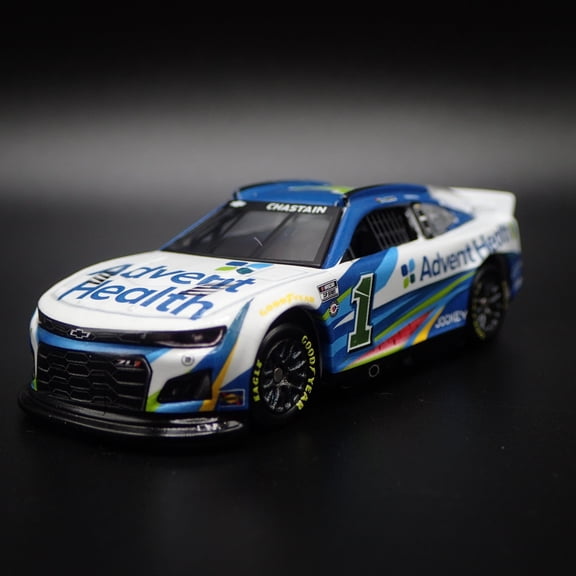 Open Box 2023 23 CHEVY CAMARO ZL1 #1 ROSS CHASTAIN ADVENT NASCAR 1:64 DIECAST MODEL CAR