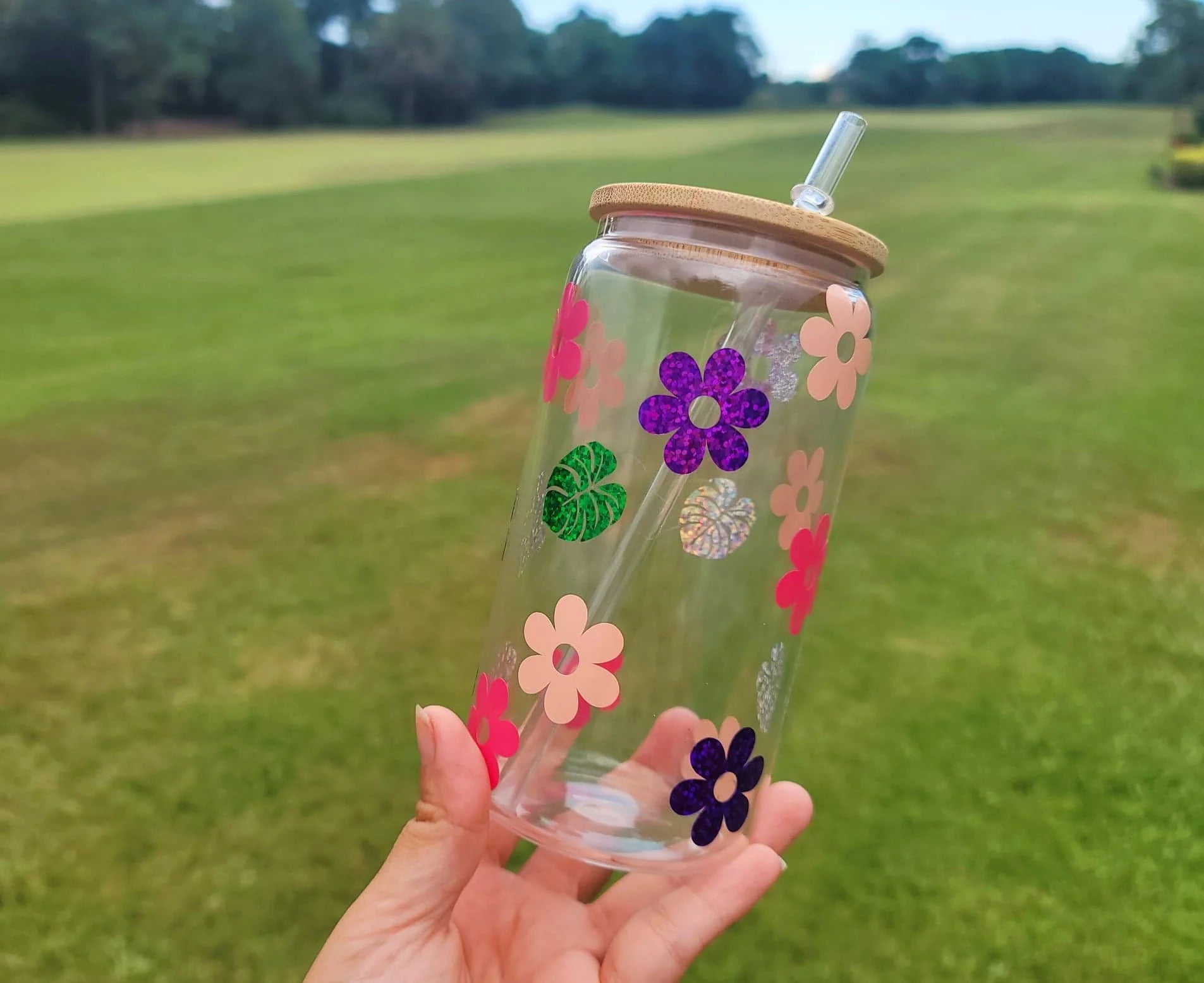 Coolife Retro Daisy Glass Cup, Cute Coffee Cups, Aesthetic Drinking Glass  Cup w/Bamboo Lid Straw - Iced Coffee Glass Cup, Preppy Flower Glass Tumbler  for Coffee… in 2023