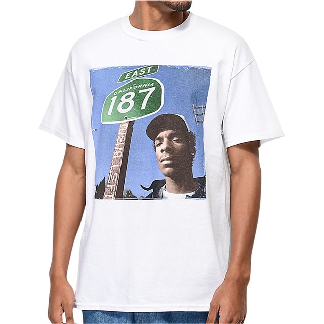 Camiseta gráfica Merch Traffic Snoop Dog para hombre color blanco extragrande
