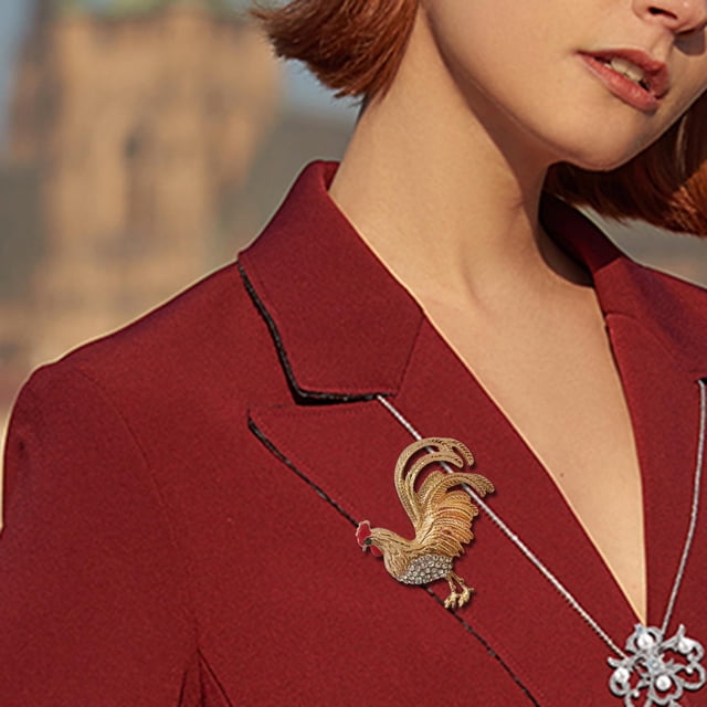 Gallo Pollo Broche de pollo Pin Moda de lujo Hermoso escote Alfileres artificiales para vacaciones Niñas Bolsas Traje Ramillete Accesorios Camisas Dorado Yinane Broche