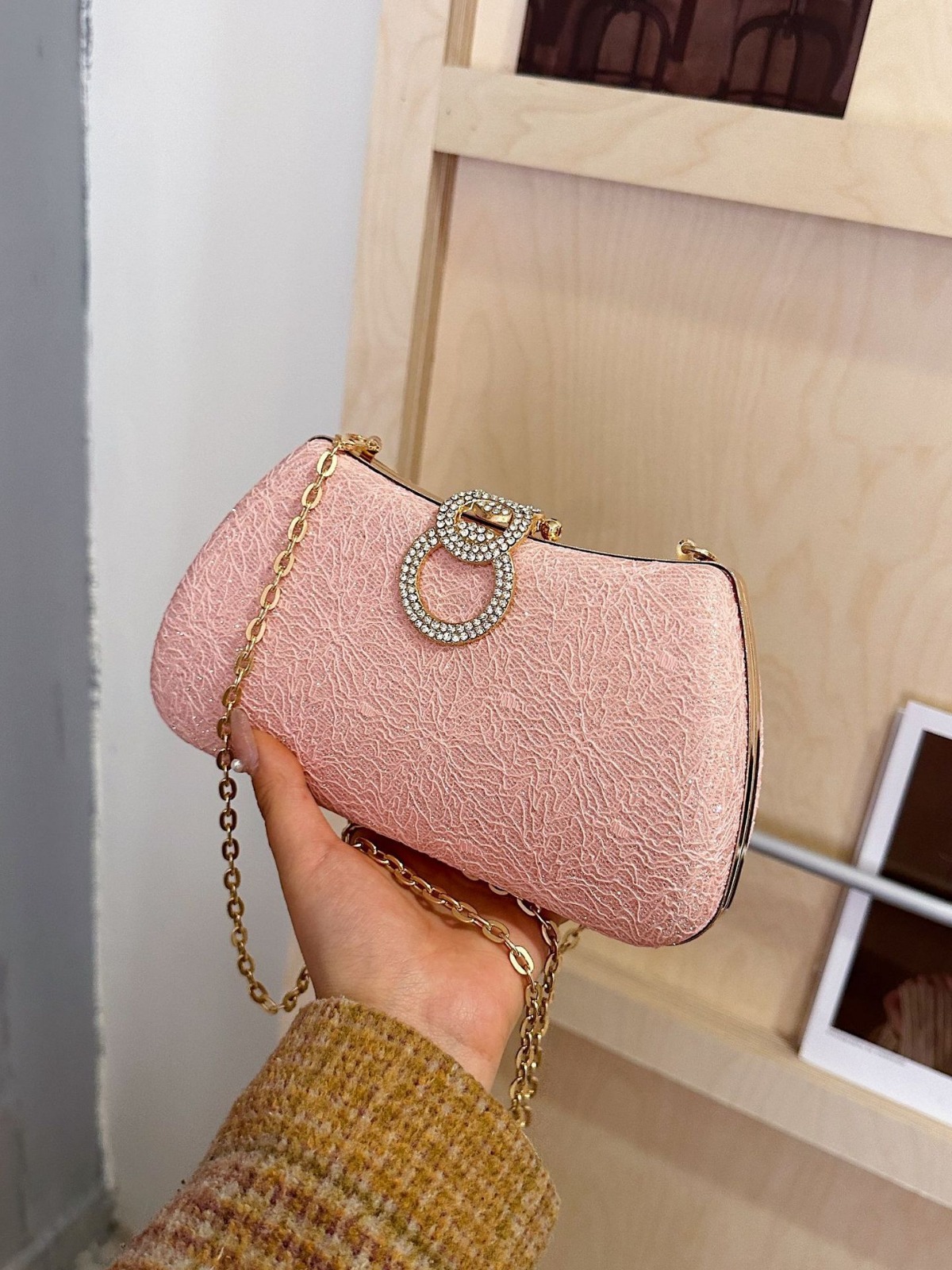 Women's Fashion Evening Bag Rhinestone Decrated Clutch Handbag with Chain