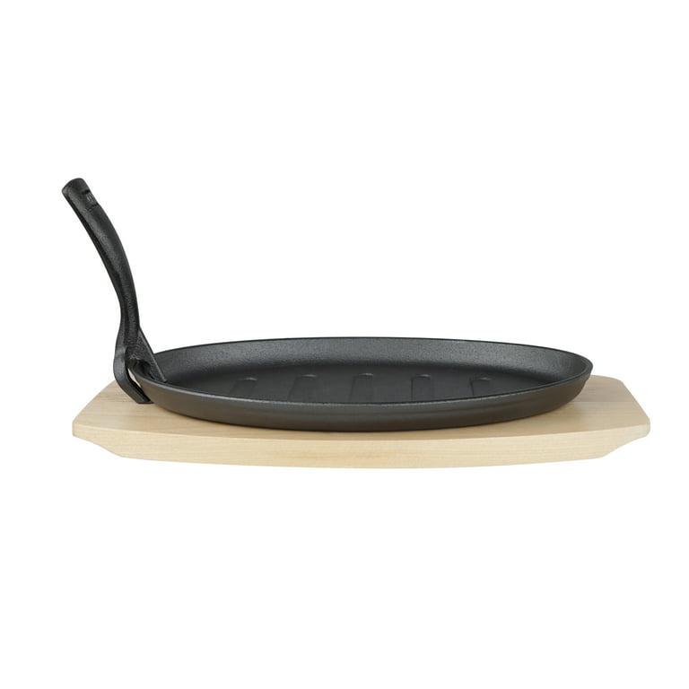  Mr. Bar-B-Q Cast Iron Fajita Skillet Set, Sizzling Plate with  Wooden Base and Cloth Handles