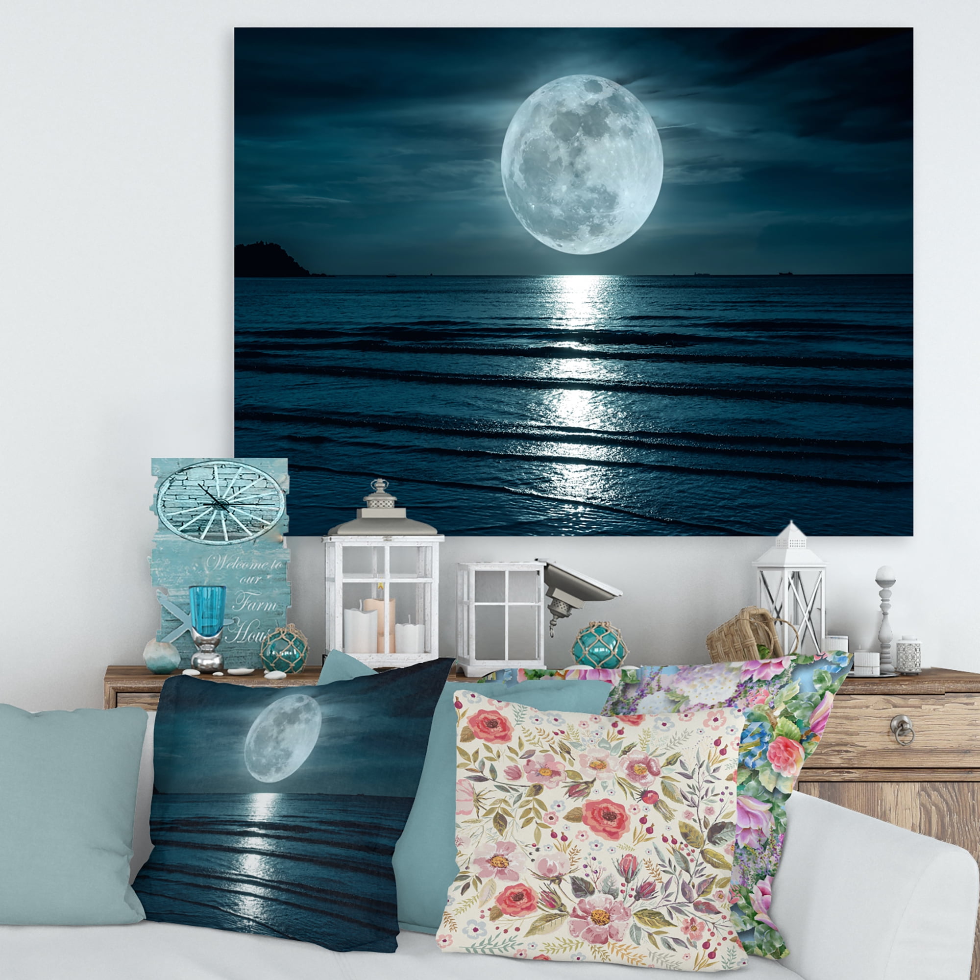 Designart ' Super Full Moon Over The Sea I ' Modern Canvas Wall Art Print