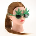thumbnail image 2 of Kearding Divertidas y brillantes gafas de sol de hoja de arce verde para vestir de fiesta Kits de decoración para fiestas, 2 of 6
