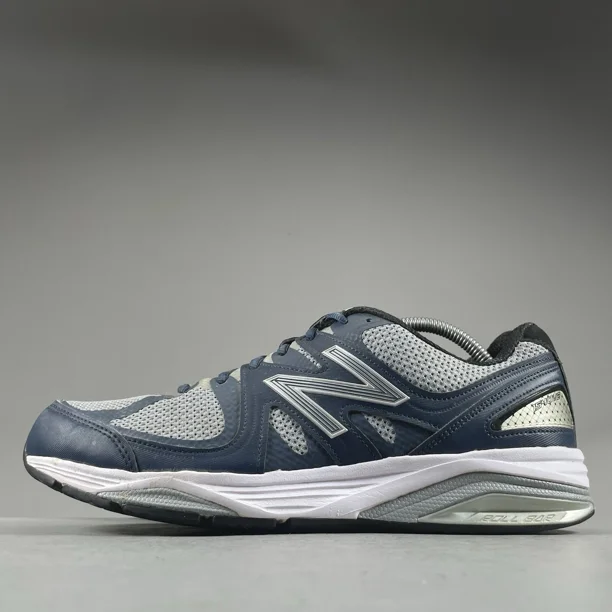 New Balance 1540 V2 Men's Size 10 4E Gray Blue Athletic Sneakers Running Shoes