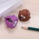 thumbnail image 4 of Sacapuntas mini de PVC con forma de caca, con hoja de acero al manganeso, portátil, de corte suave, ideal para niños, estudiantes y decoración de escritorio., 4 of 8
