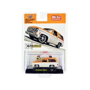 1973 Chevy K5 Blazer Orange & White Diecast Model Car 1/64 Scale – Limited Edition M2 Machines