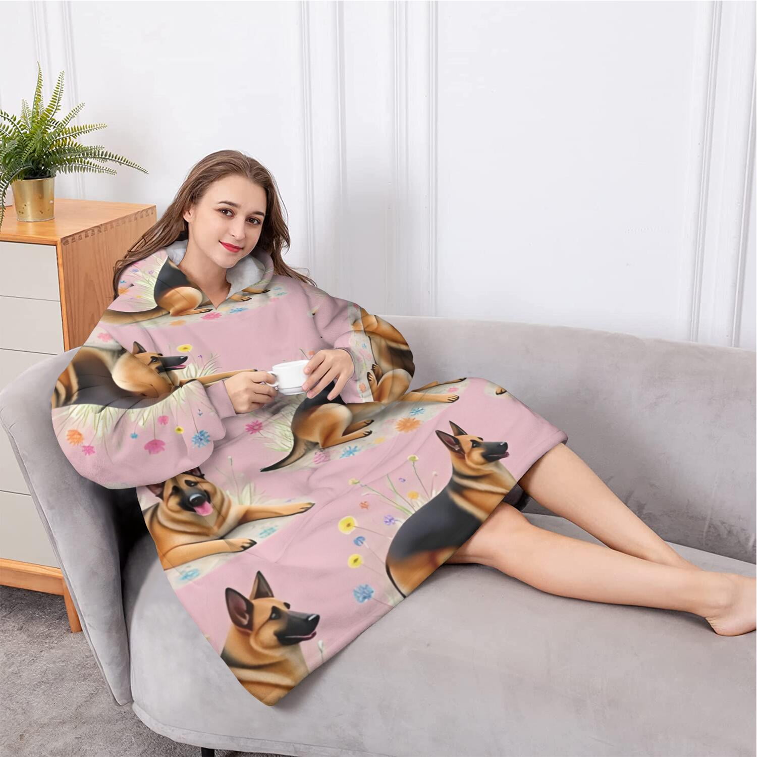 Oversized Wearable Blanket Hoodie,German Shepherd Sherpa Blanket Hoodie with Super Pockets,Super Warm Fuzzy Pullover for Women & Men