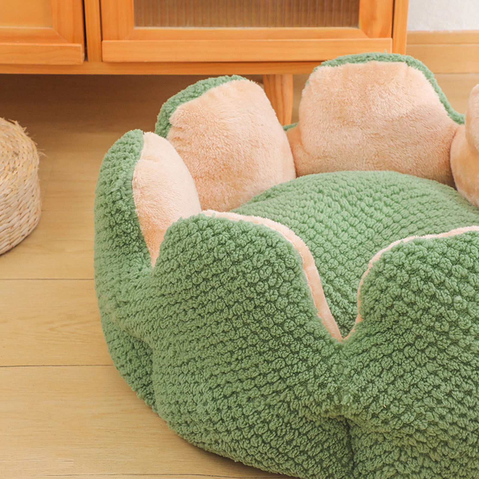 PureCasa Cactus Shaped Dog Cat Bed for Autumn Winter, Pet Supplies Non-Slip Fluffy Kennel, Cat Dog Cushion Sleeping Pad for Small Cats Dogs, Floral Style Decor, Round, 1 Pack, 16"x16"x14", Green