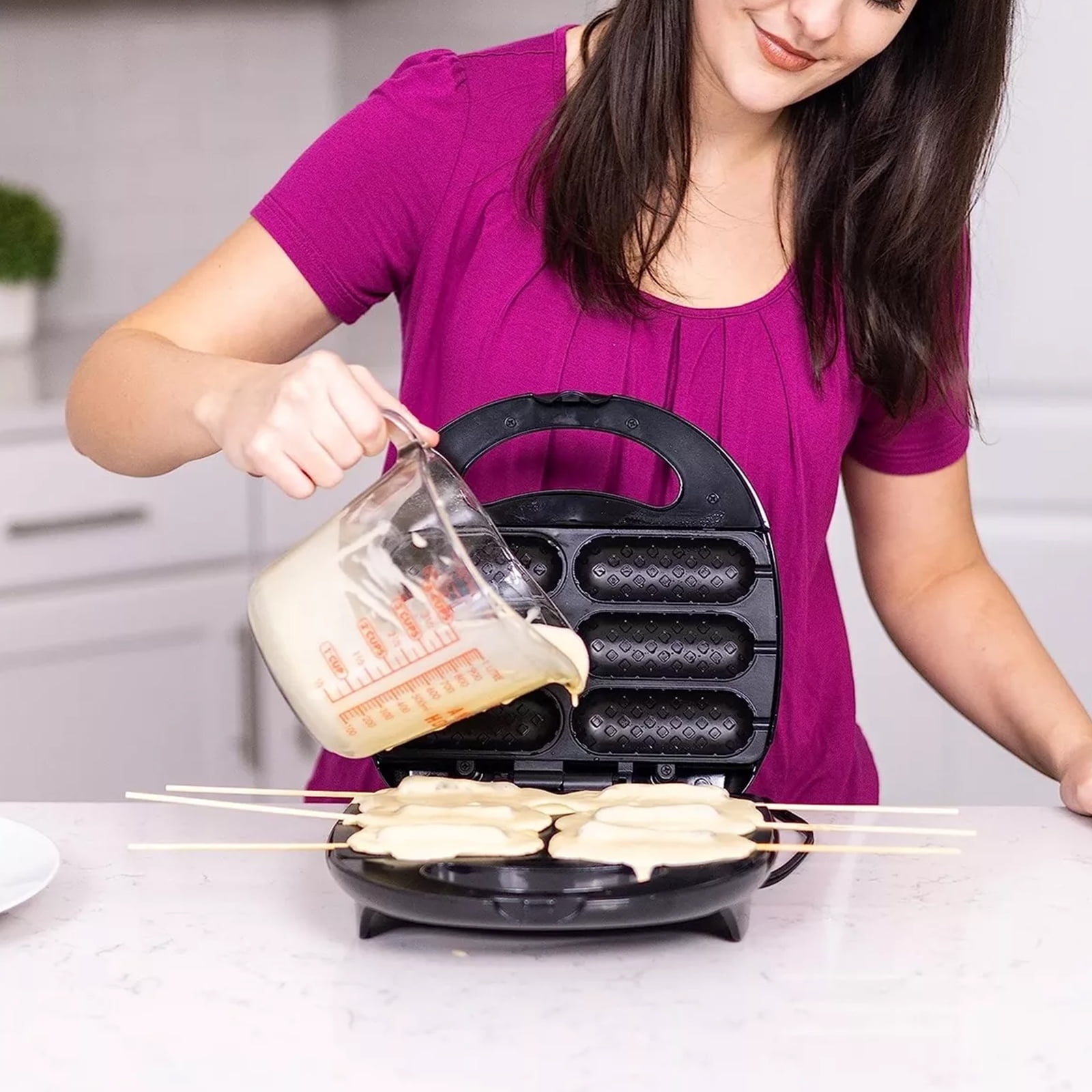 Corn Dog Waffle Maker,Hot Dog Presser Maker, Hot Dog Waffle Machine with Non-stick Coating Plate, Hot Dog Maker Toaster Make 6 Corn Dogs,Stick Maker Hot Dog Maker
