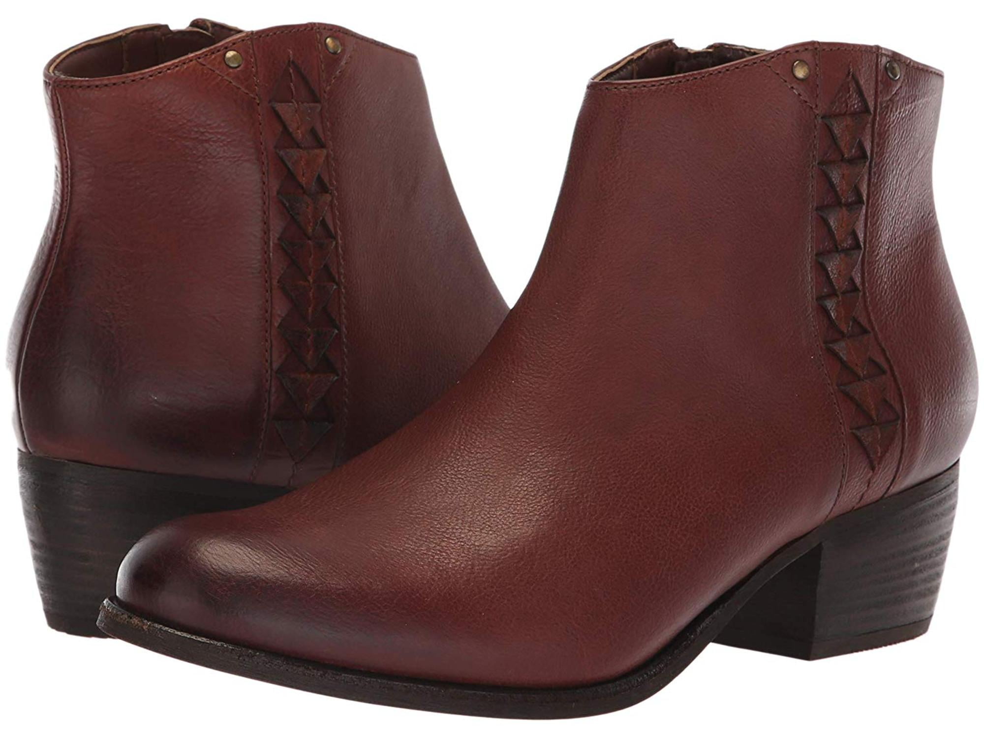 clarks clog boots