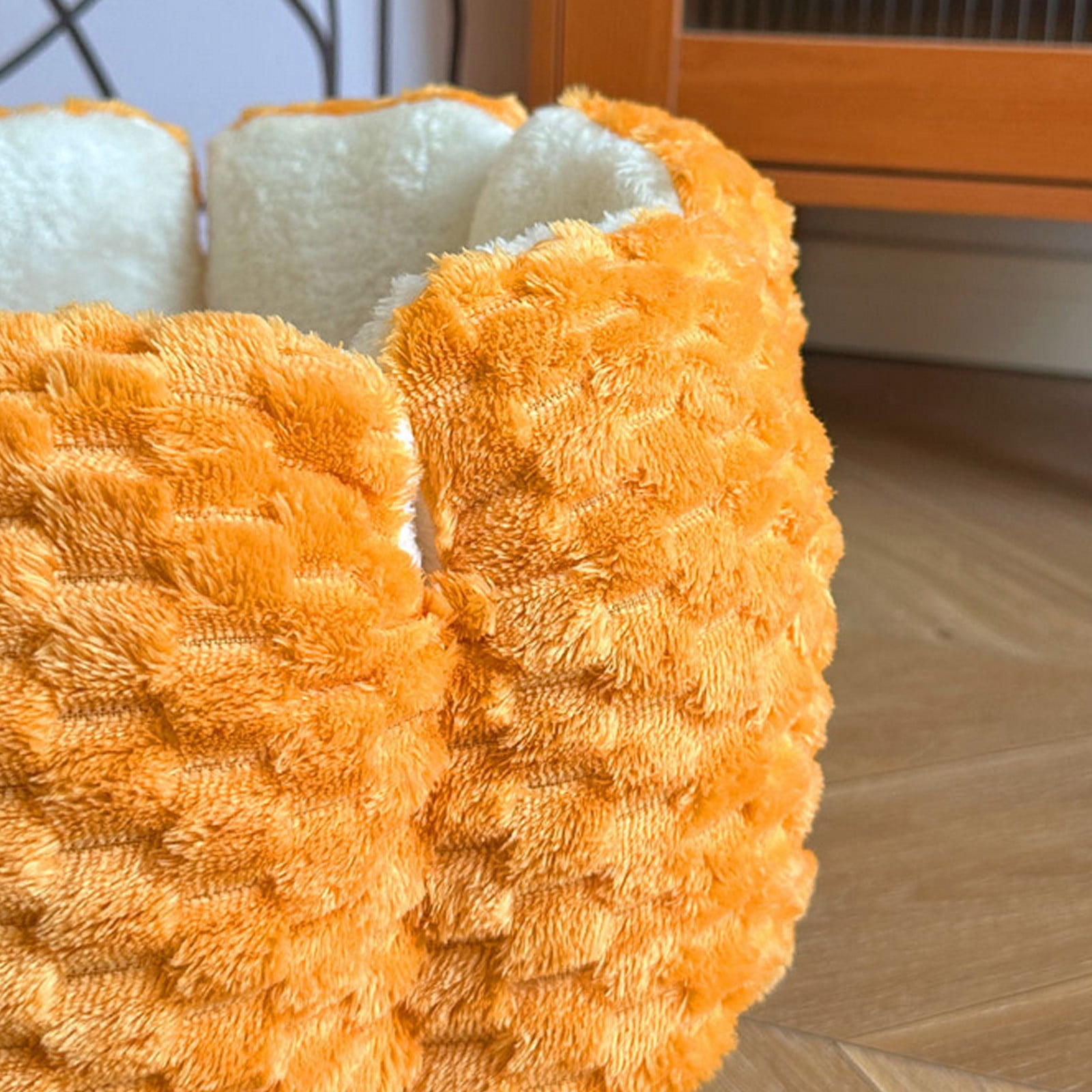 Taotanxi Cat Beds for Indoor Cats, Pumpkin Cat House,Cute Pumpkin Shape Cat Cave Bed, Warm Cave Nest Sleeping Bed Puppy House for Cats Small Dogs (Orange, 17 in)