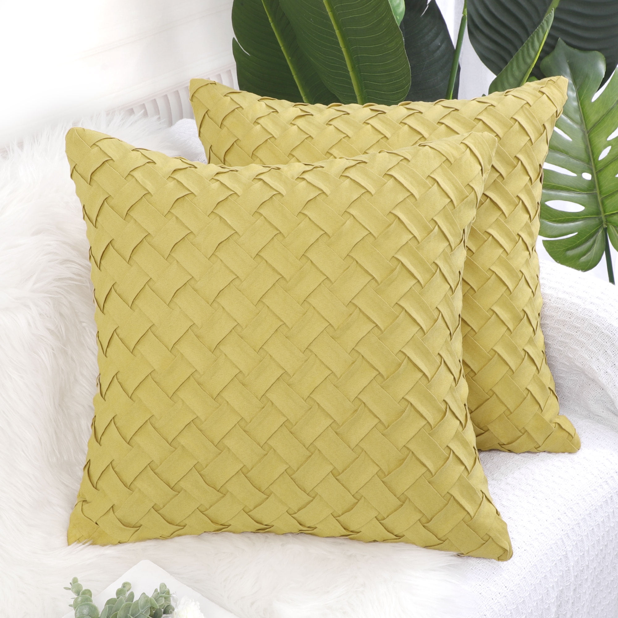 Yellow and Black Paisley Pillow Cover 18":x18"Zipper closure 