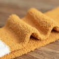 thumbnail image 4 of Calcetines de terciopelo coral para otoño e invierno, bonitos calcetines con garra de gato para mujeres, niñas y niños, calcetines gruesos de tubo medio para dormir, calcetines para el suelo del hogar, 4 of 5