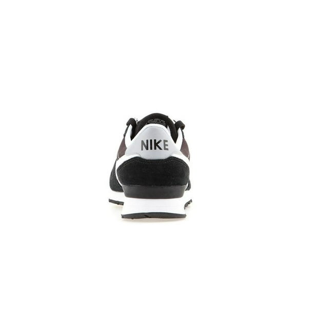 Nike internationalist deals kids