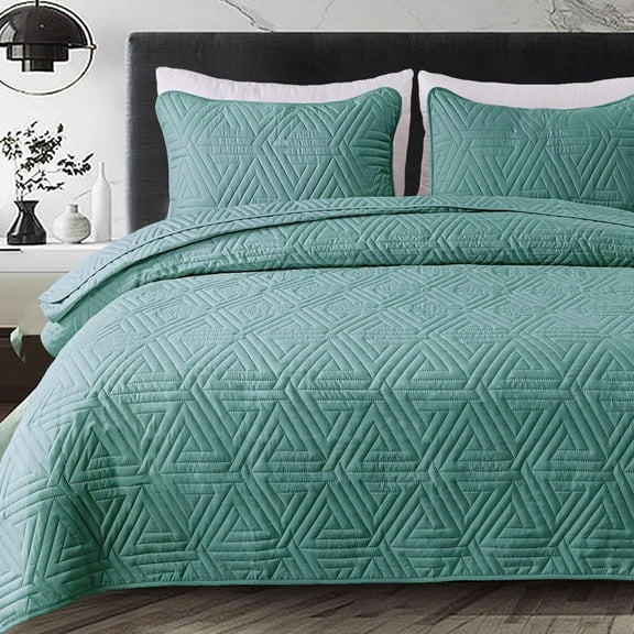 Whale Flotilla 3-Piece Californian King Size Quilt Set for All Season, Classic Geometric Pattern Bedding Set with 2 Pillow Shams, Soft and Lightweight, Turquoise