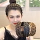 thumbnail image 1 of Diadema de peluca trenzada de cinco hebras con pelo blanco ensanchado hecha a mano pura diadema femenina otoño e invierno accesorios para el cabello de alta presión con calavera, 1 of 5