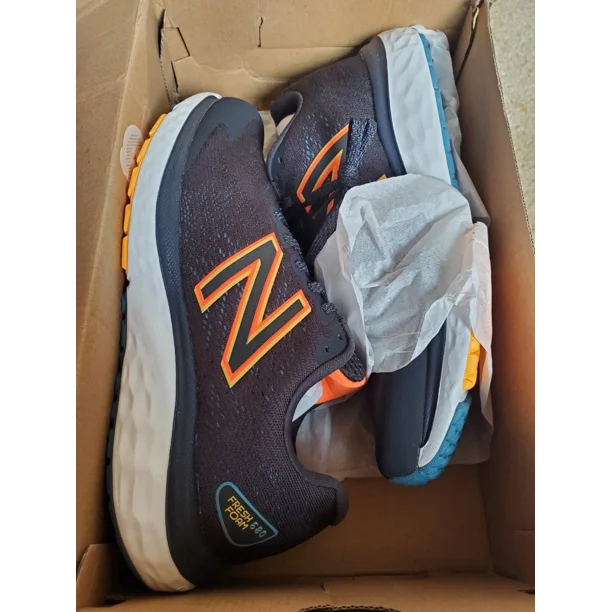 New Balance Men's CT574 Casual Sneakers Size 7.5 Color Black/orange