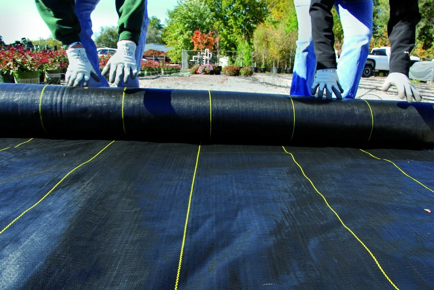 Weed Barrier Garden Landscape Weed Control Membrane Fabric Ground Cover Barrier Block Mat 6FTx100FT