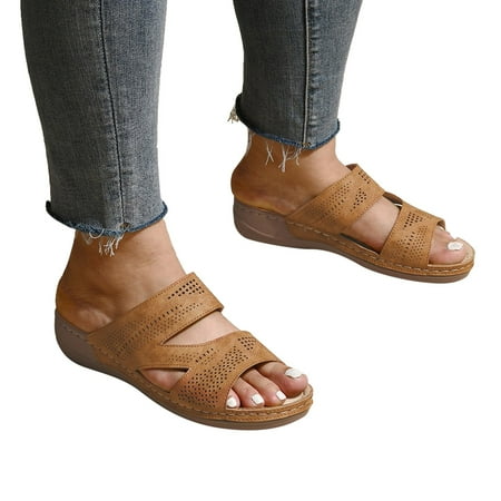 

Gubotare Women Slippers Soft Shower Shoes Slides for Women Men Lightweight Pillow Sandals Pool Bathroom Slippers Brown